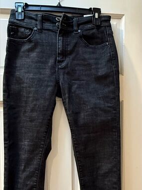 Kancan woman’s  dark charcoal black skinny jeans with frayed bottom